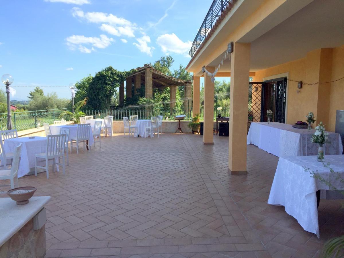 I Due Melograni Agriresort Tarano Екстер'єр фото