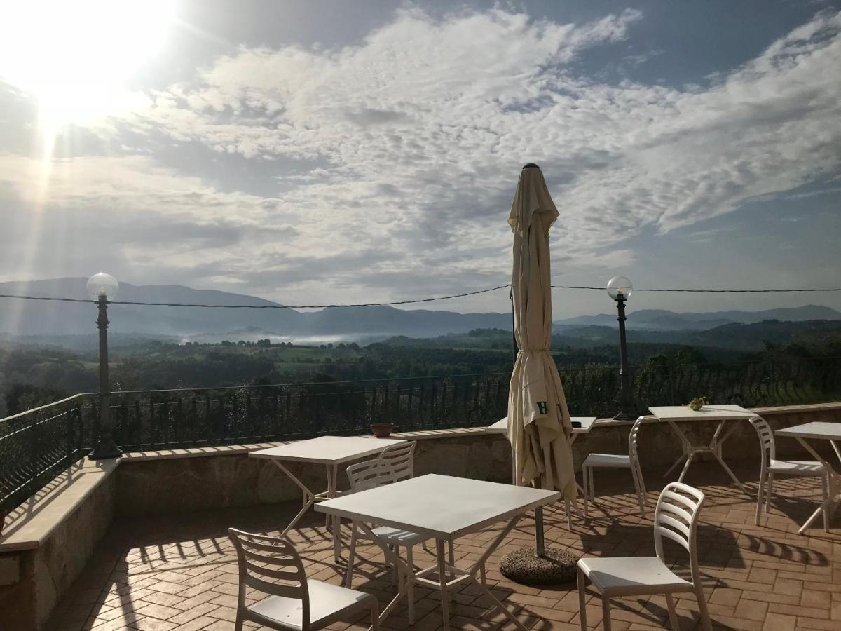 I Due Melograni Agriresort Tarano Екстер'єр фото