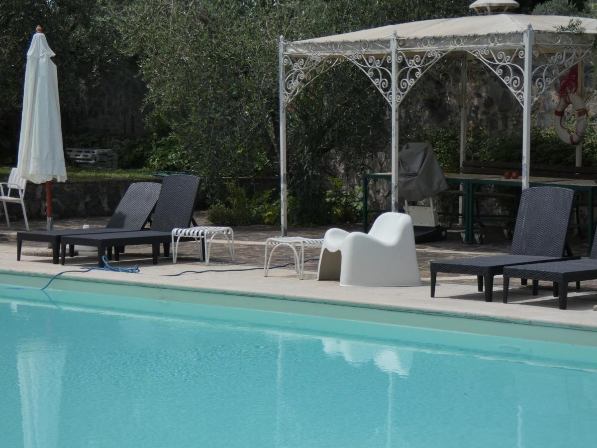 I Due Melograni Agriresort Tarano Екстер'єр фото